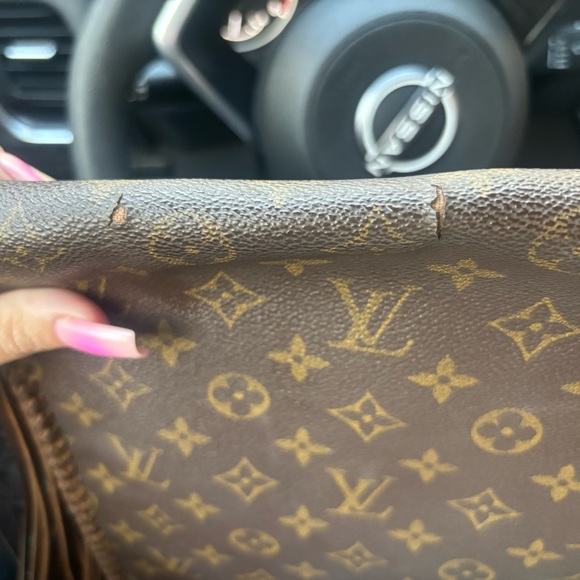 Authentic Barcelona Large Revamped - Picture 4 of 4